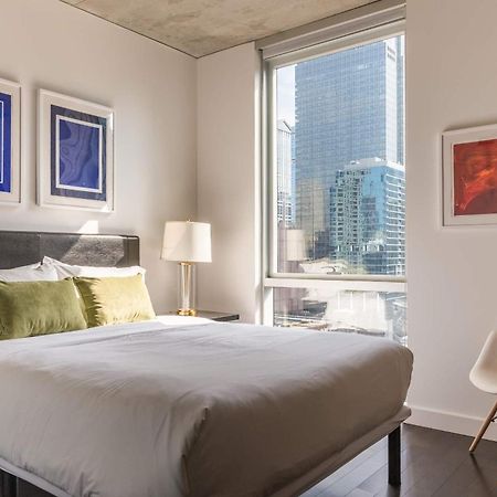 2Br Elegant Premium Suite With Balcony & Sweeping City Views Chicago Exteriör bild
